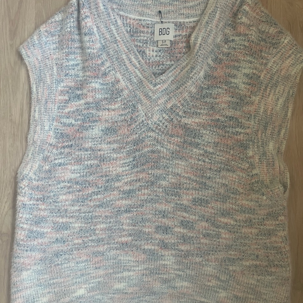 BDG Urban Outfitters Oversized Pullover Knit V-Neck Sweater Vest